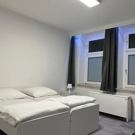 Freshly Renovated City Apartments Essen Kitchen Wifi Near Duesseldorf Airport Exterior photo
