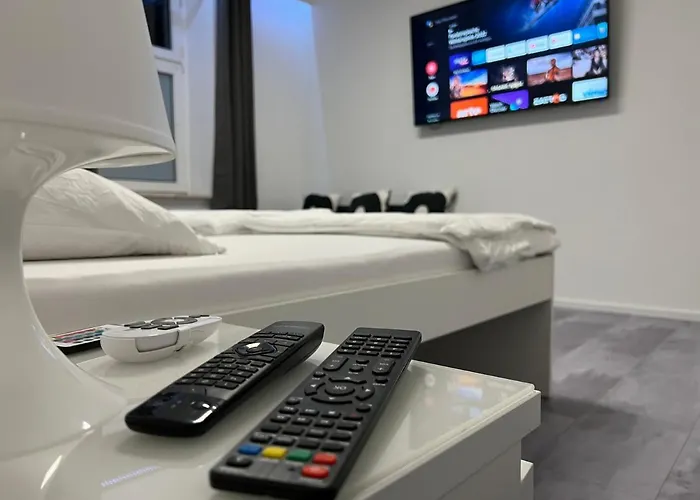 Freshly Renovated City Apartments Essen Kitchen Wifi Near Duesseldorf Airport